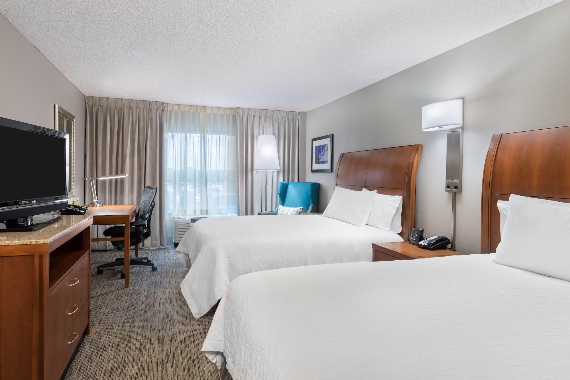 Hilton Garden Inn Tampa Airport/Westshore Екстериор снимка