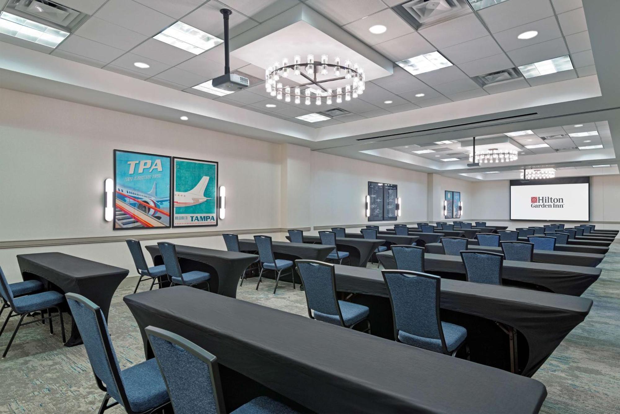 Hilton Garden Inn Tampa Airport/Westshore Екстериор снимка
