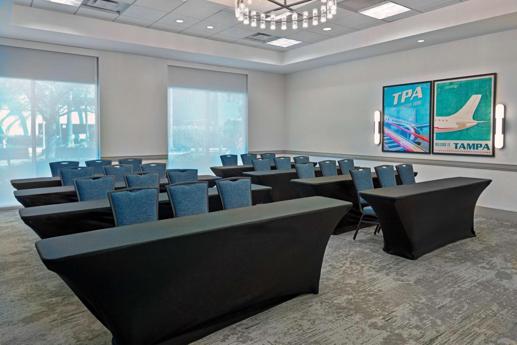 Hilton Garden Inn Tampa Airport/Westshore Екстериор снимка