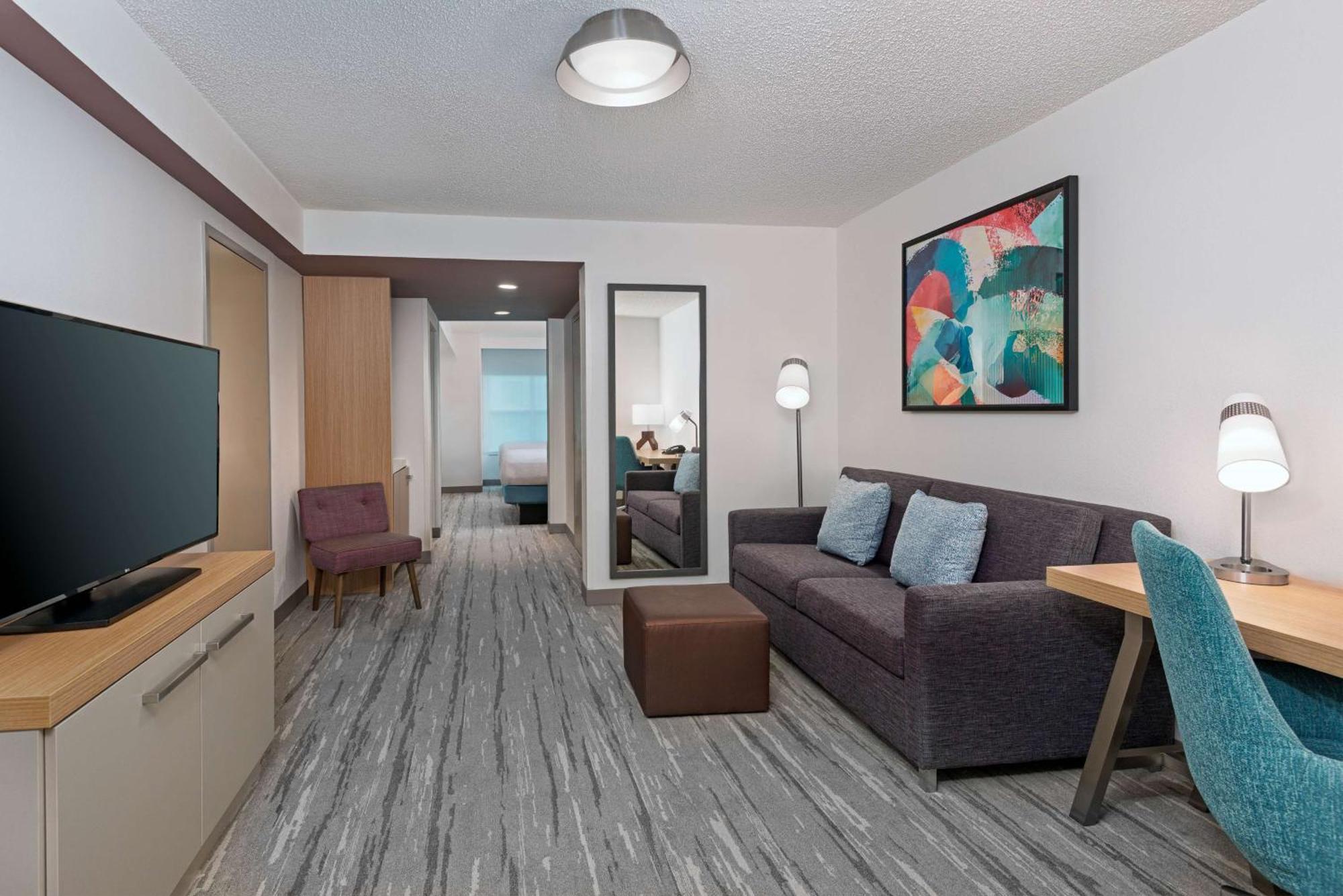 Hilton Garden Inn Tampa Airport/Westshore Екстериор снимка