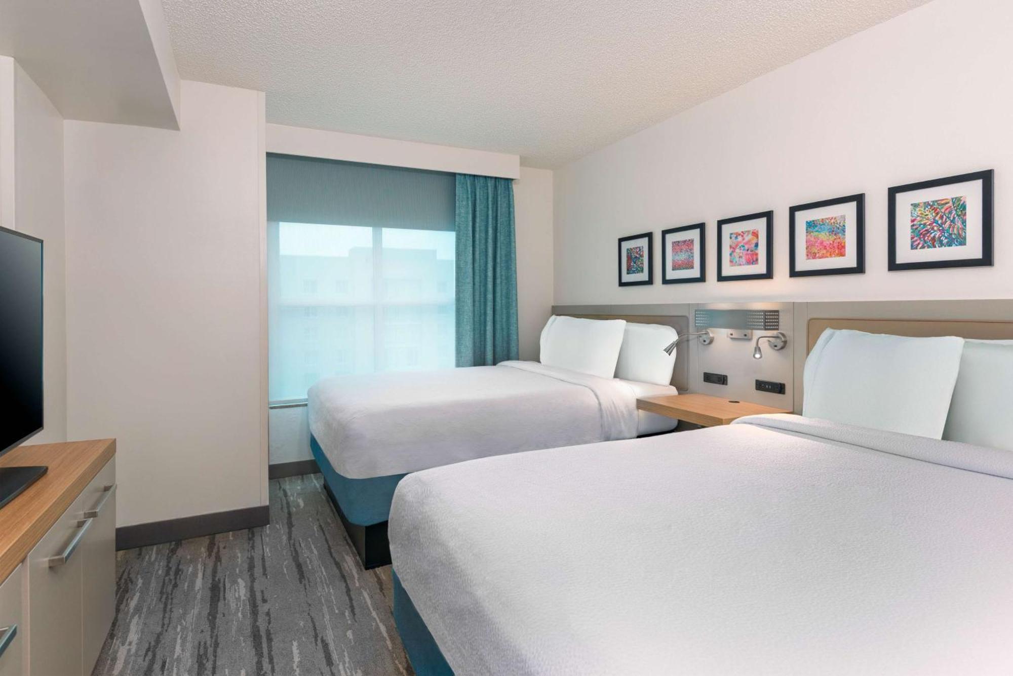 Hilton Garden Inn Tampa Airport/Westshore Екстериор снимка