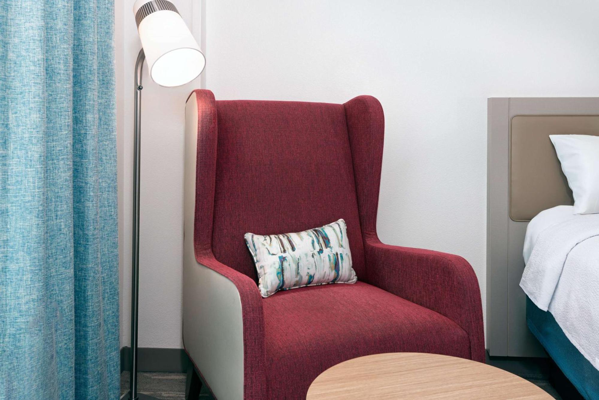 Hilton Garden Inn Tampa Airport/Westshore Екстериор снимка