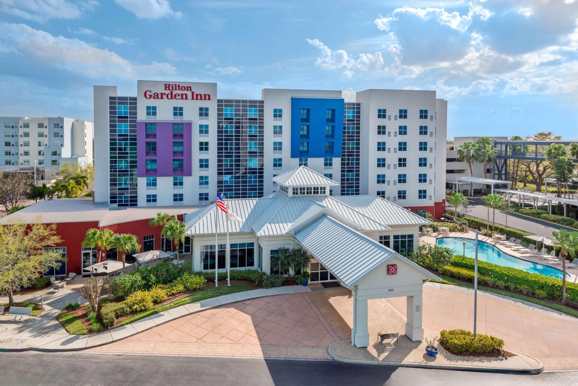 Hilton Garden Inn Tampa Airport/Westshore Екстериор снимка