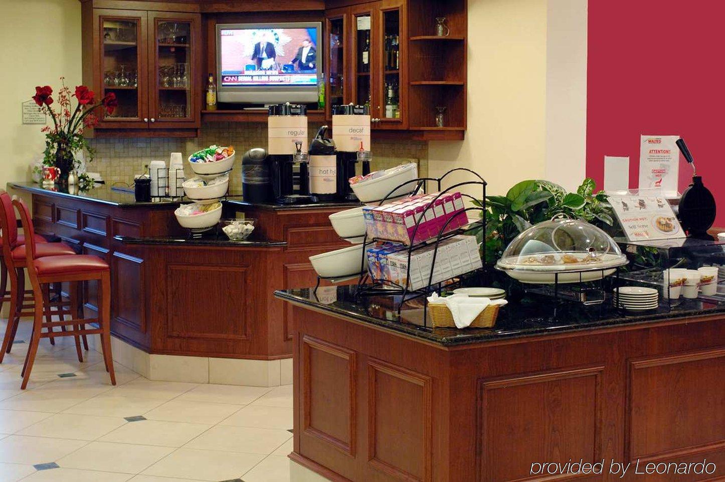 Hilton Garden Inn Tampa Airport/Westshore Ресторант снимка