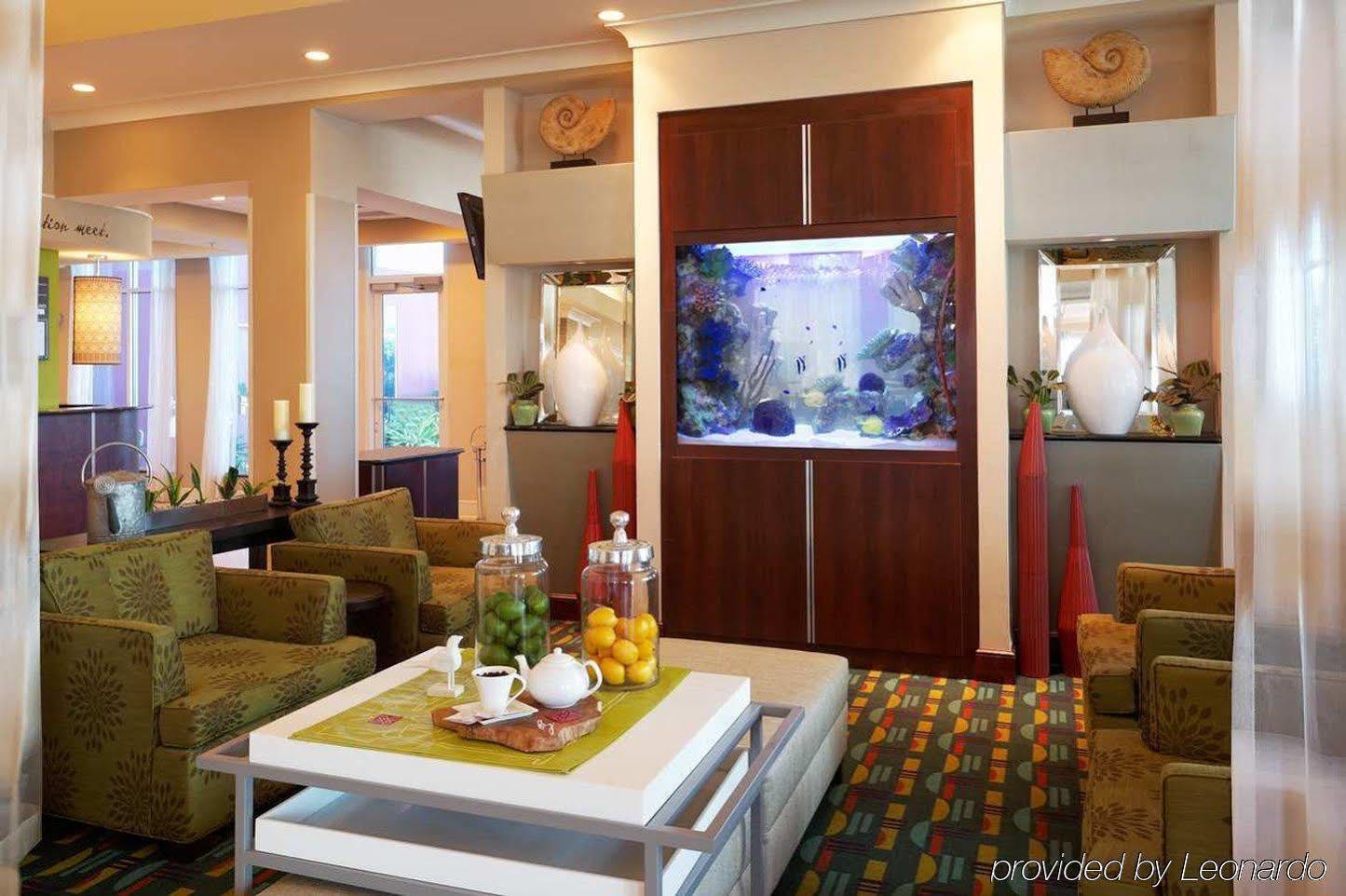 Hilton Garden Inn Tampa Airport/Westshore Екстериор снимка